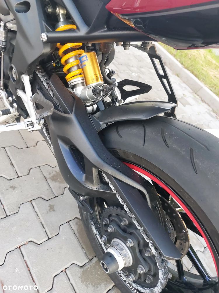 Triumph Speed Triple - 40