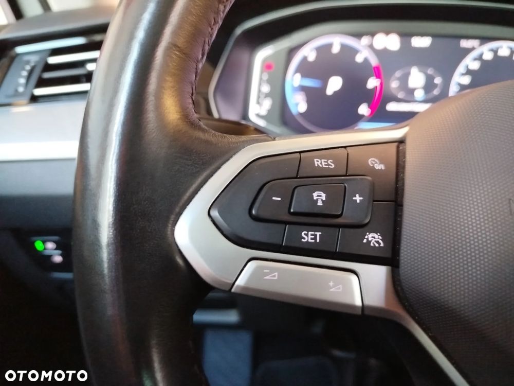 Volkswagen Passat Variant 2.0 TDI EVO Business DSG - 12