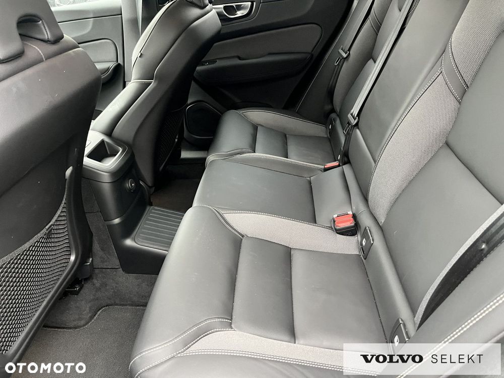 Volvo XC 60 - 35