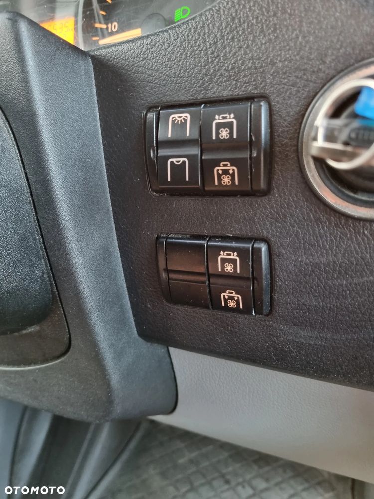 Mercedes-Benz Sprinter 518/519, podwójne szyby ,21 miejsc 3,0 CDI V6 - 17