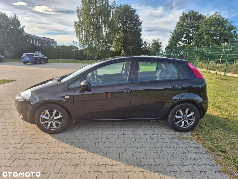 Fiat Punto 1.2 8V Fresh - 1