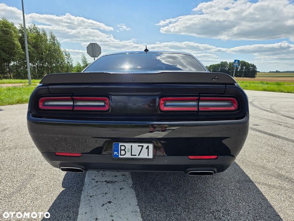 Dodge Challenger 3.6 SXT Plus - 14