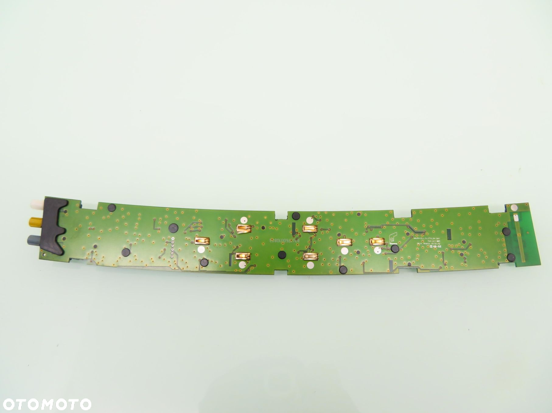 WZMACIACZ ANTENOWY AUDI A8 D3 4E0035225D - 2