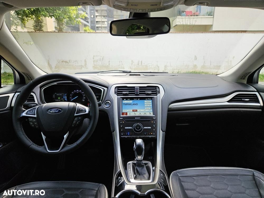 Ford Mondeo 2.0 HEV Vignale - 37