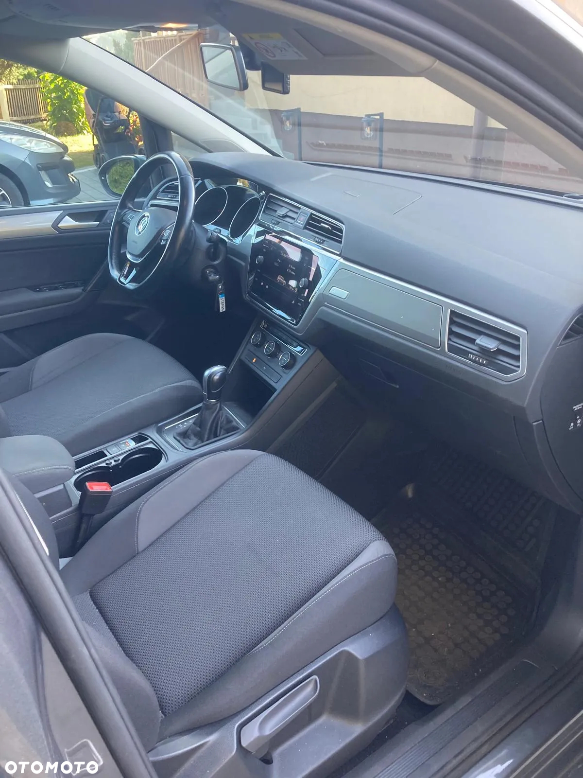 Volkswagen Touran 1.6 TDI SCR (BlueMotion Technology) DSG Trendline - 20