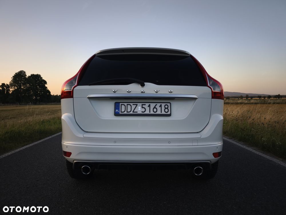 Volvo XC 60 D4 Geartronic Summum - 10
