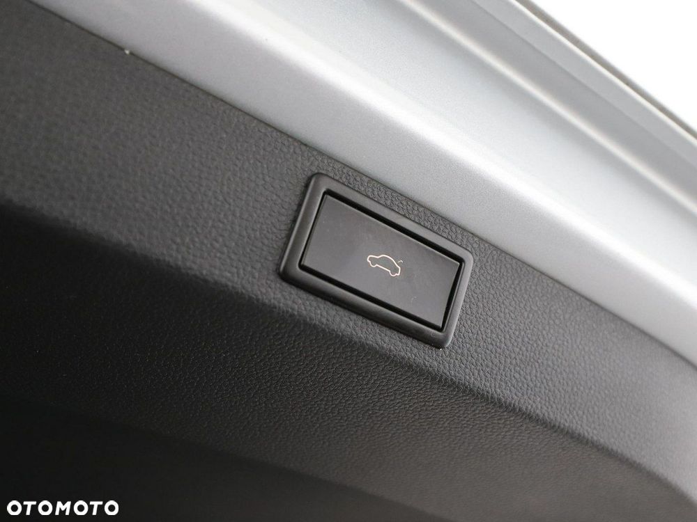 Skoda Karoq 1.6 TDI SCR Active - 40