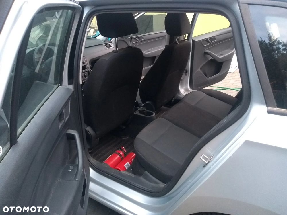 Skoda RAPID 1.2 TSI Active - 13