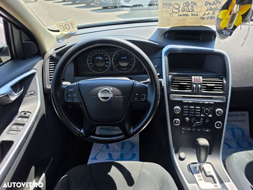 Volvo XC 60 D4 AWD Kinetic - 8