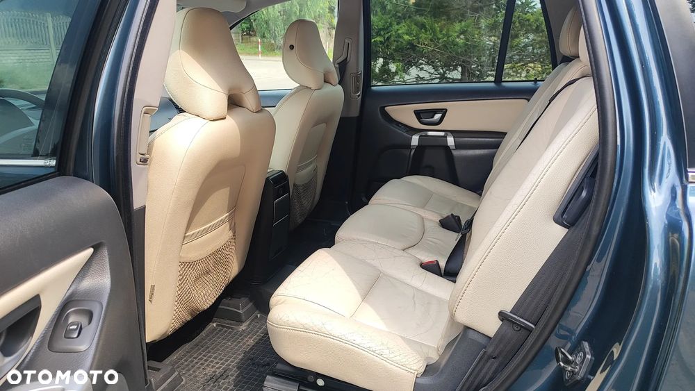Volvo XC 90 2.4 D5 Momentum - 10