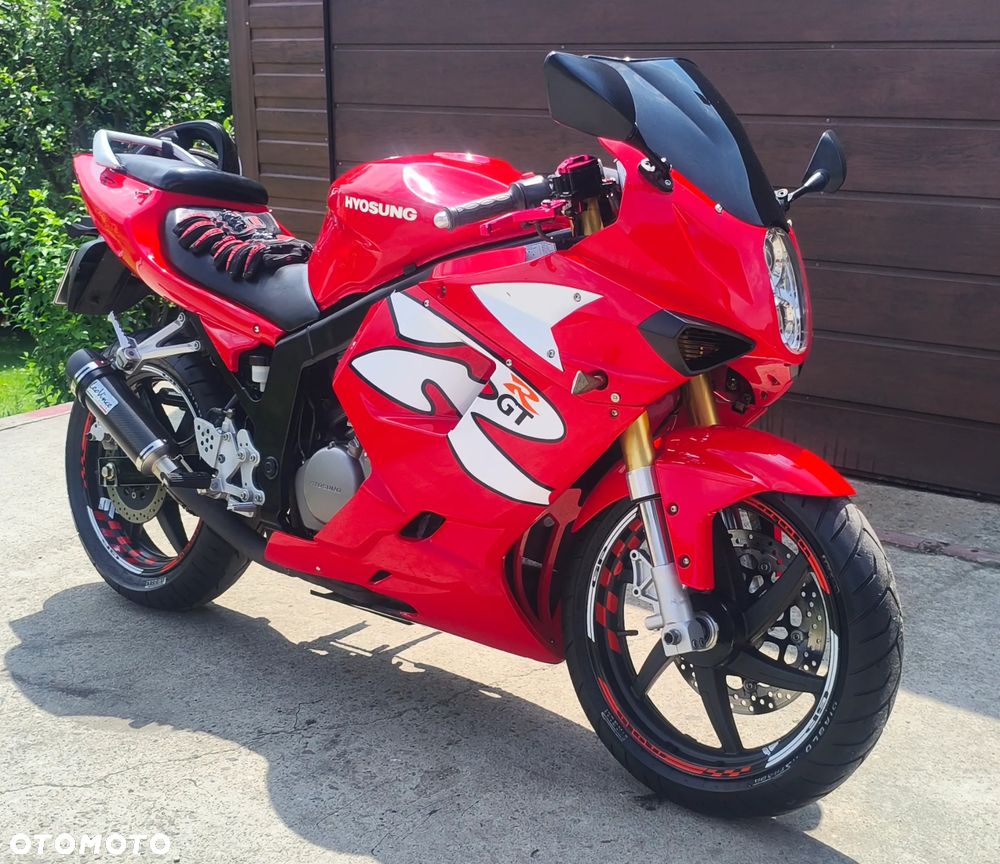 Hyosung GT - 1