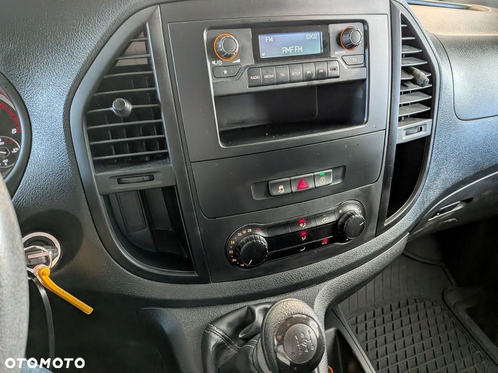 Mercedes-Benz Vito - 12
