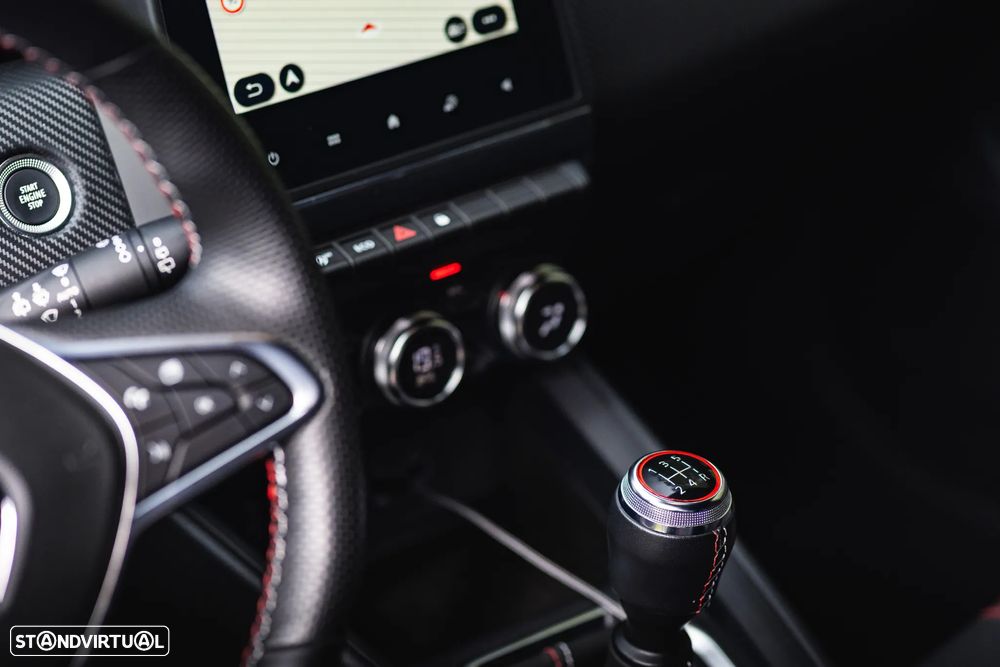 Renault Clio 1.0 TCe RS Line - 23