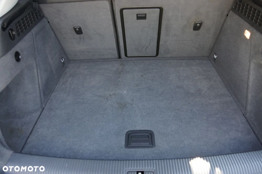 Audi Q3 2.0 TDI Quattro - 32