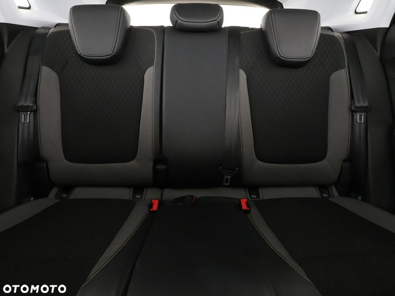Opel Grandland X 1.2 T GPF Design Line S&S - 18