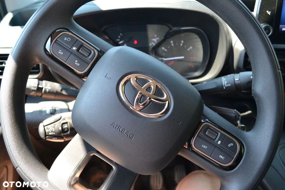 Toyota PROACE CITY - 8