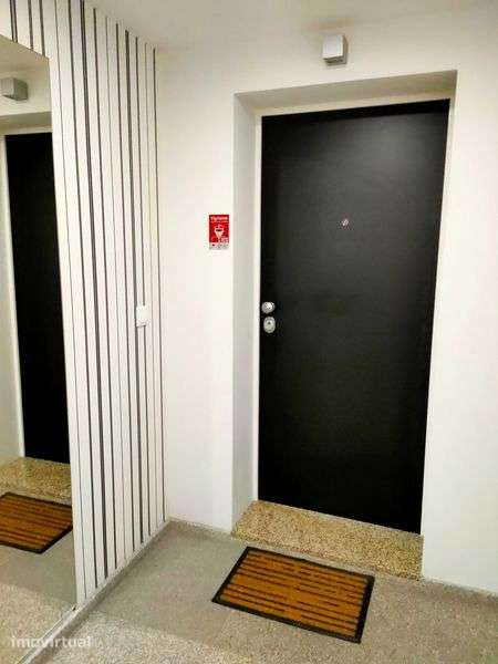 T2  Excelente Braga com Garagem Privativa - Grande imagem: 4/12