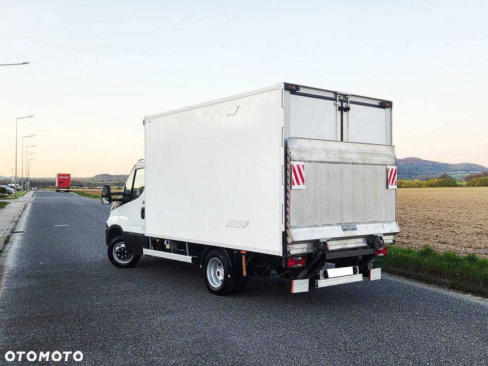 Iveco DAILY 35C16 2.3 160 PS 2018 CHŁODNIA Carrier PULSOR 400 IZOTERMA KONTENER WIDNA DHOLLANDIA MOŻLIWY KREDYT LEASING MROŹNIA - 7