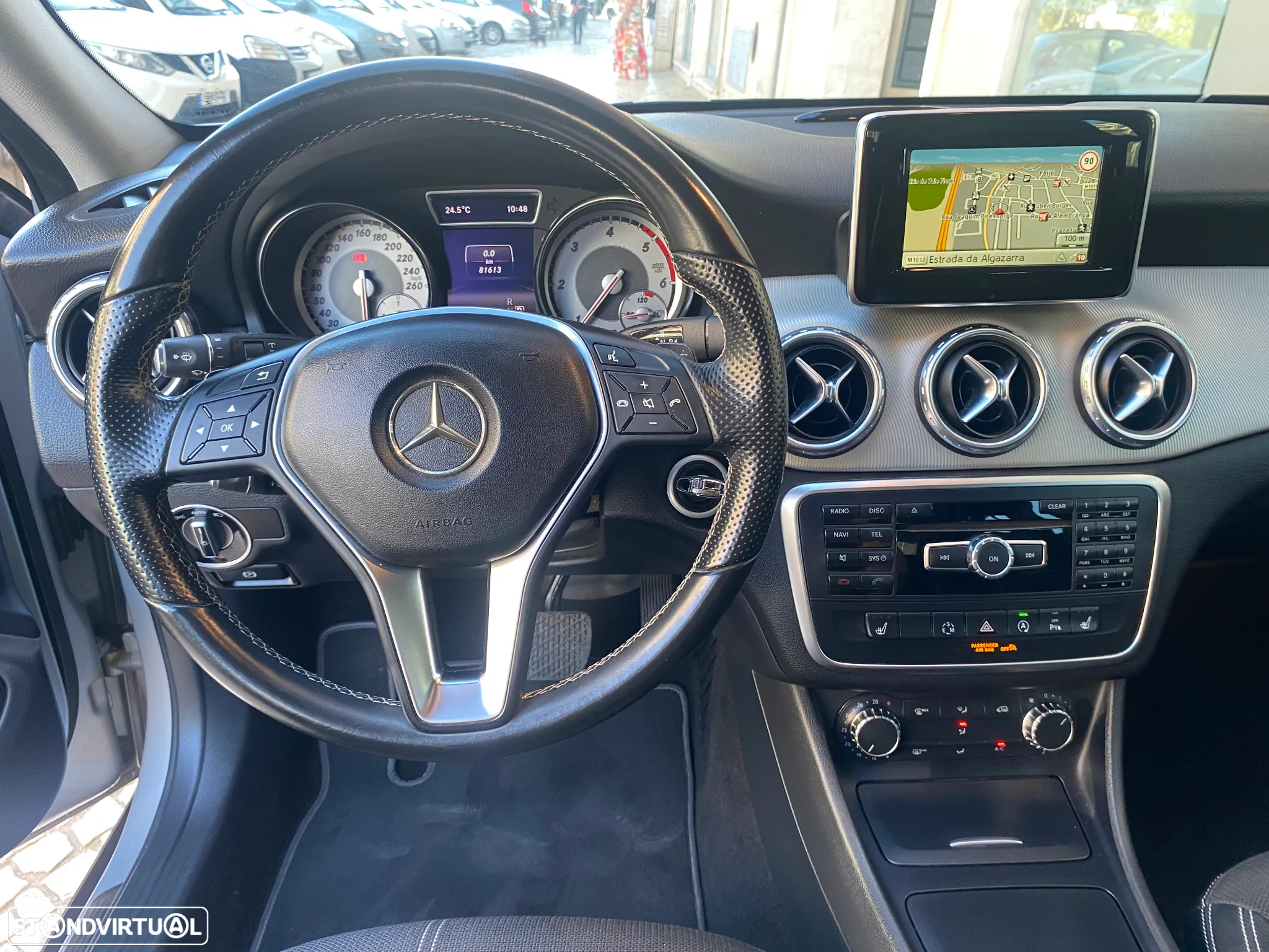 Mercedes-Benz GLA 180 (CDI) d 7G-DCT Urban - 40