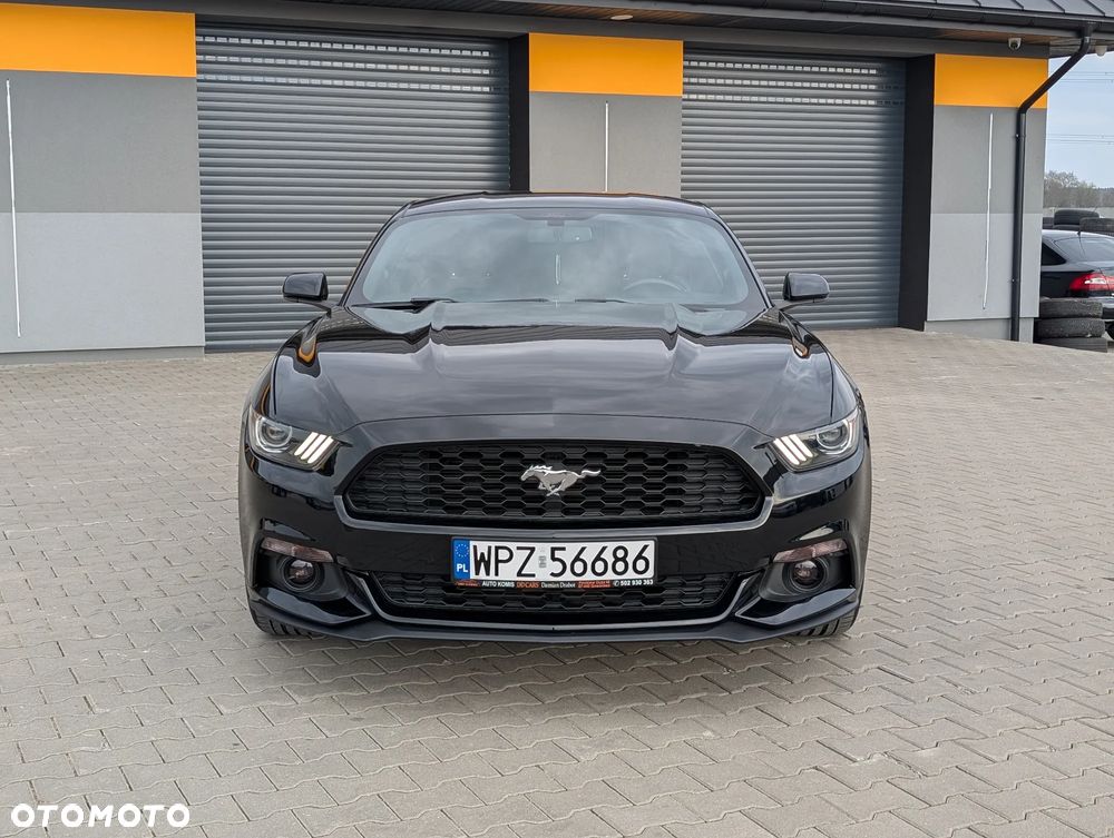 Ford Mustang - 7