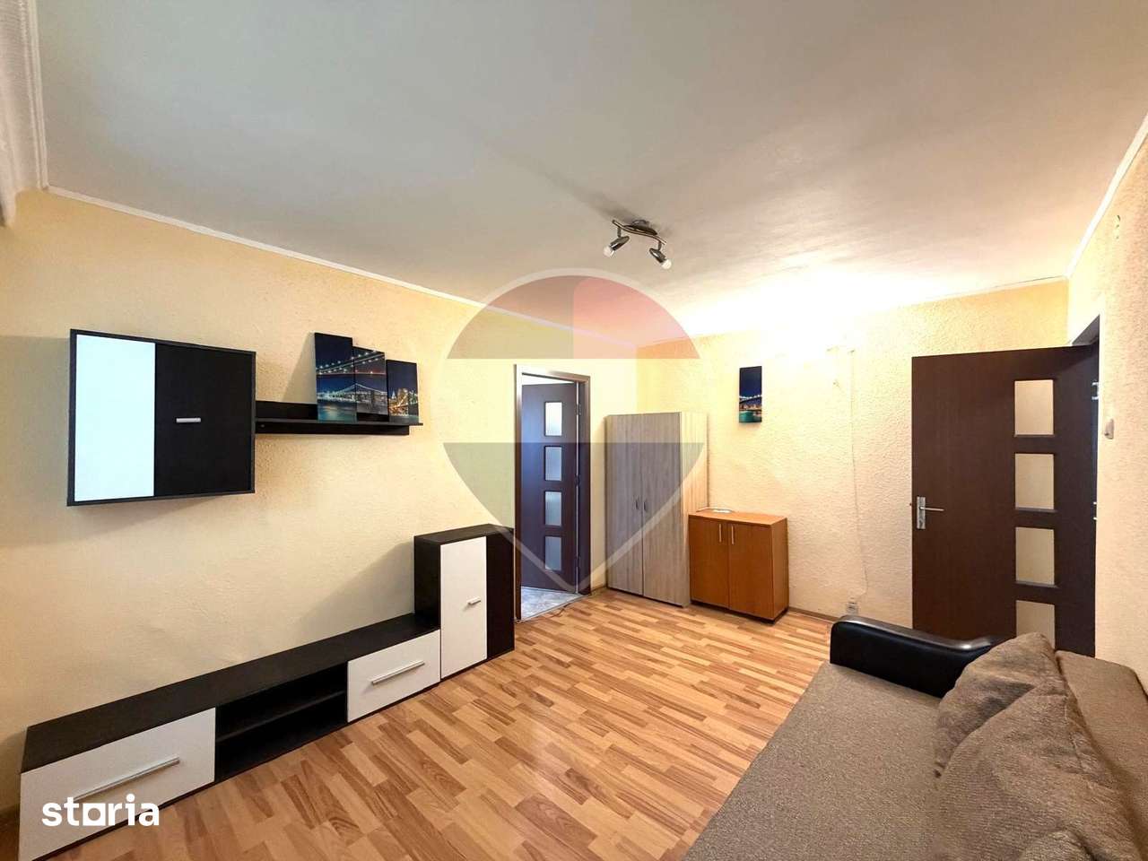 Apartament 2 camere semidecomandate , etaj 1/4 – Strada Milcov — fotografia 1