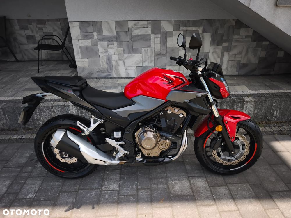 Honda CB - 1