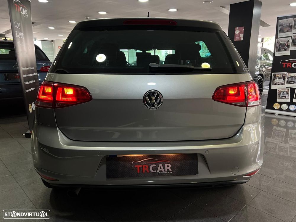 VW Golf 1.6 TDi Confortline - 11