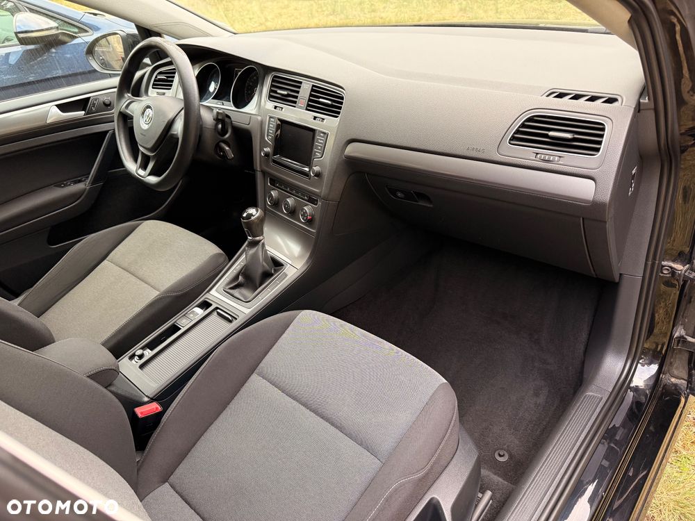 Volkswagen Golf 1.6 TDI BlueMotion Technology Trendline - 11