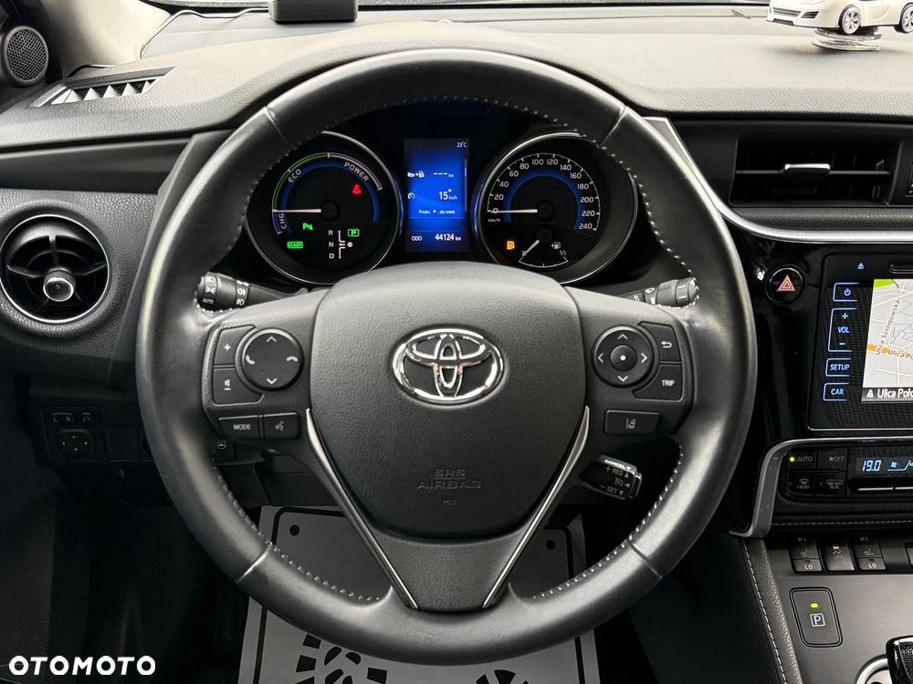 Toyota Auris Hybrid 135 Prestige - 6