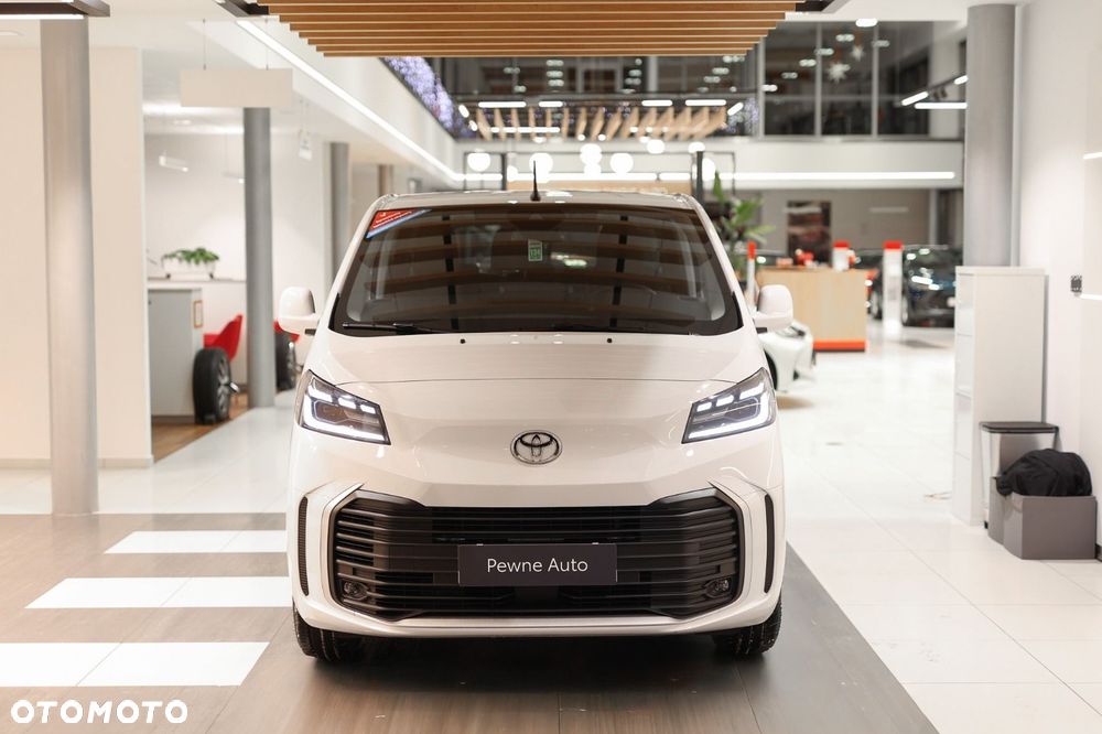 Toyota Proace Verso - 2