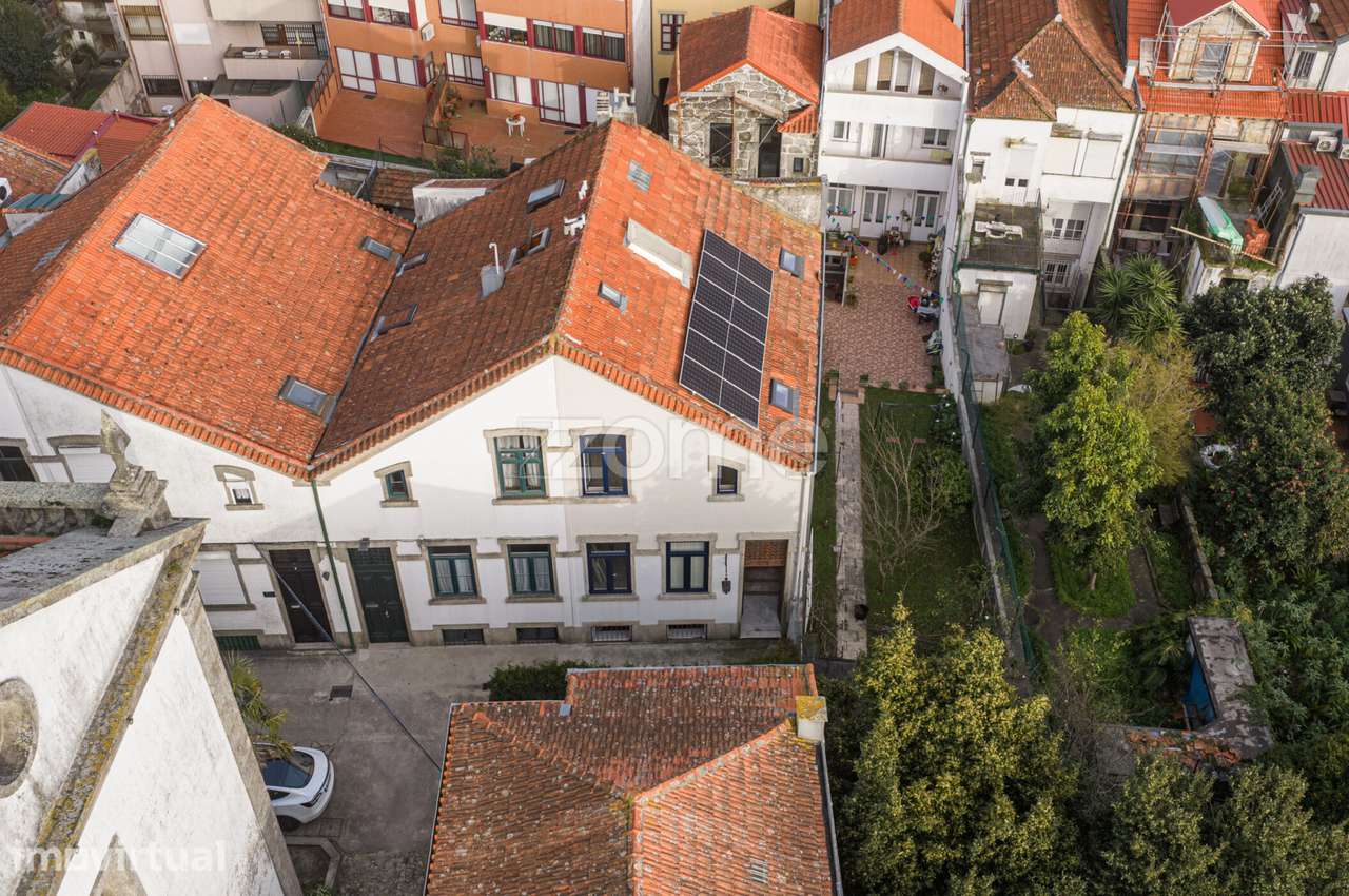 Moradia T3 de Traça Clássica na Constituição, Porto - Grande imagem: 3/42