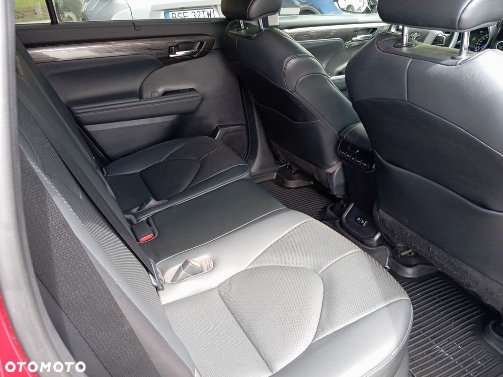 Toyota Highlander - 13