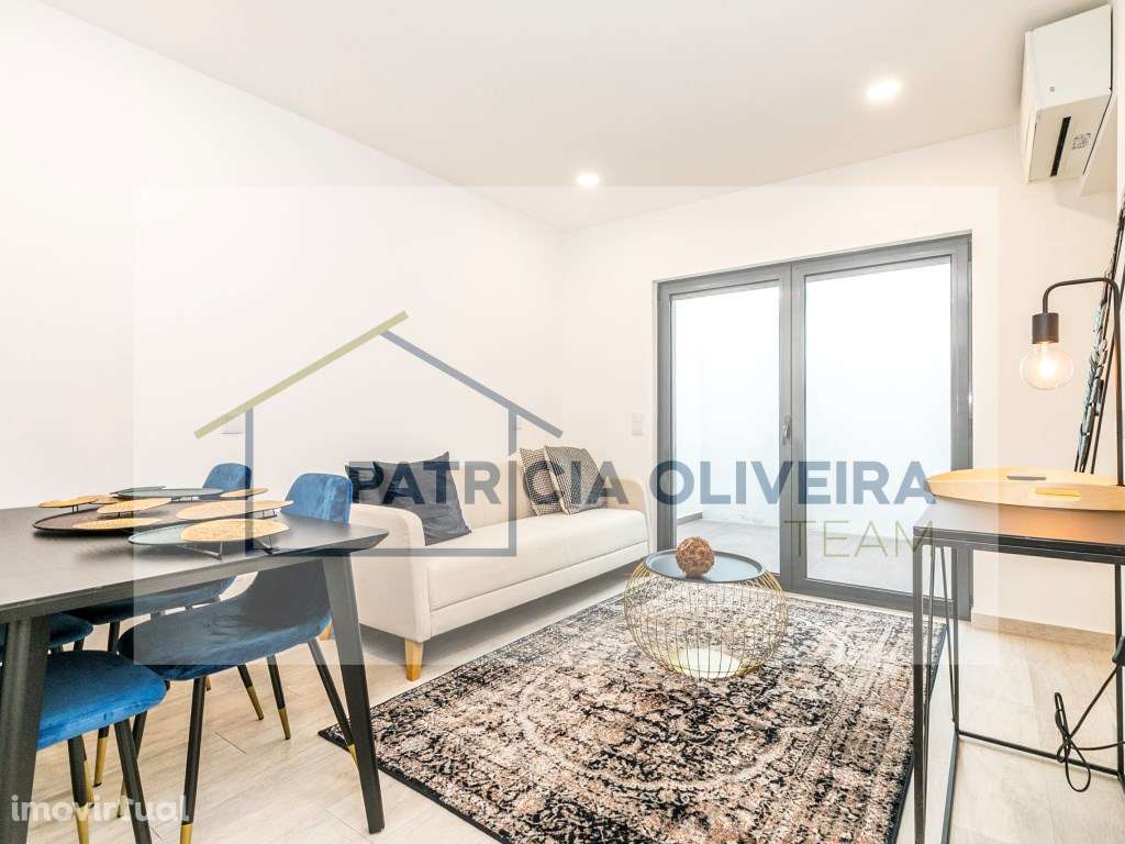 Moradia Duplex a Estrear com duas SUITES , dois TERRAÇOS E estacion... - Grande imagem: 2/30