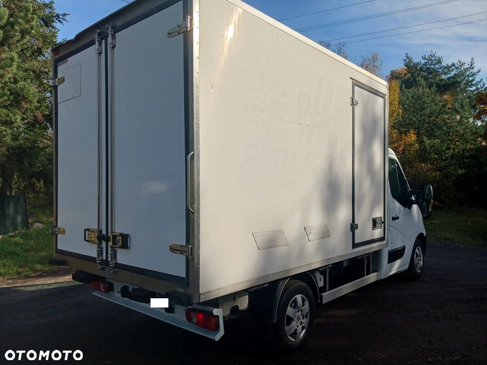 Renault Master III 2017r Izoterma chłodnia Mroźnia Agregat zasilanie 230V Salon - 25