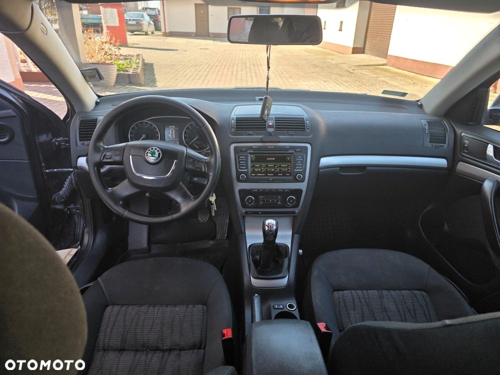 Skoda Octavia 2.0 TDI DPF Ambiente - 13