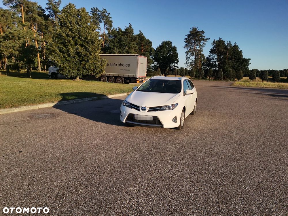 Toyota Auris - 4