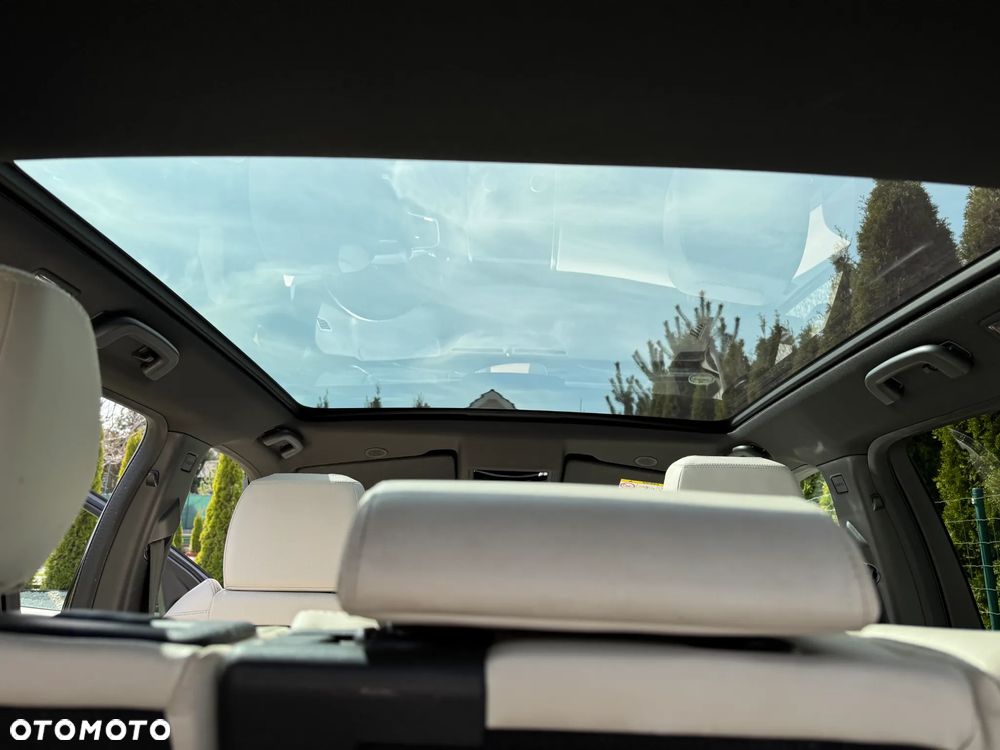 Land Rover Discovery Sport - 13