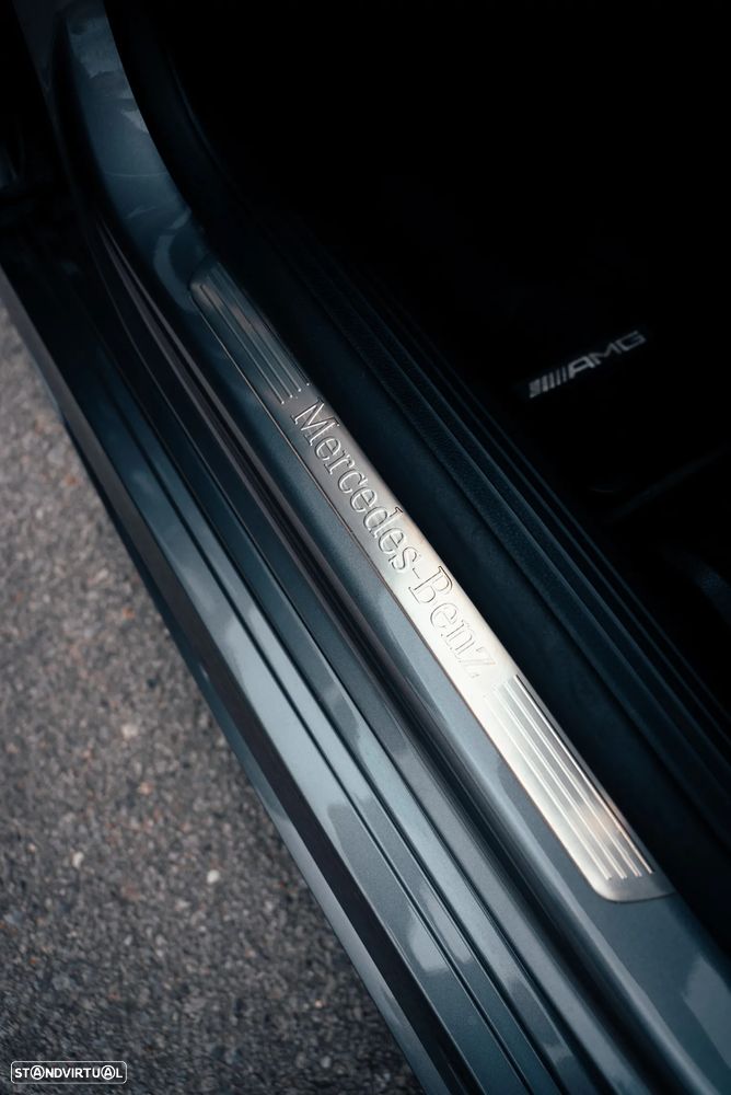 Mercedes-Benz CLA 250 e Shooting Brake AMG Line - 21
