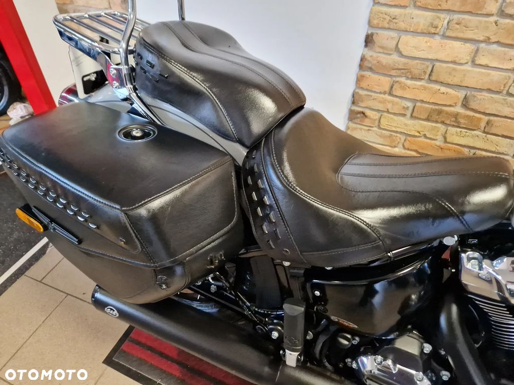 Harley-Davidson Softail Heritage Classic - 18