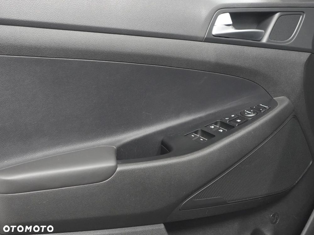 Hyundai Tucson 1.6 GDI BlueDrive Comfort 2WD - 17