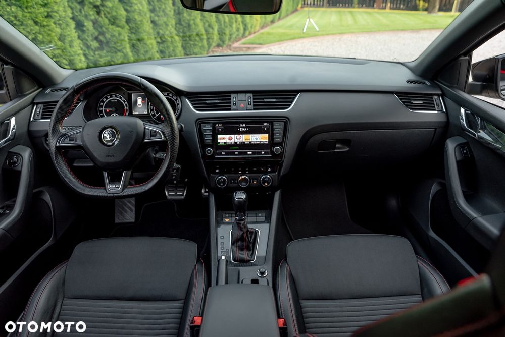 Skoda Octavia 2.0 TDI (Green tec) 4x4 DSG RS - 29