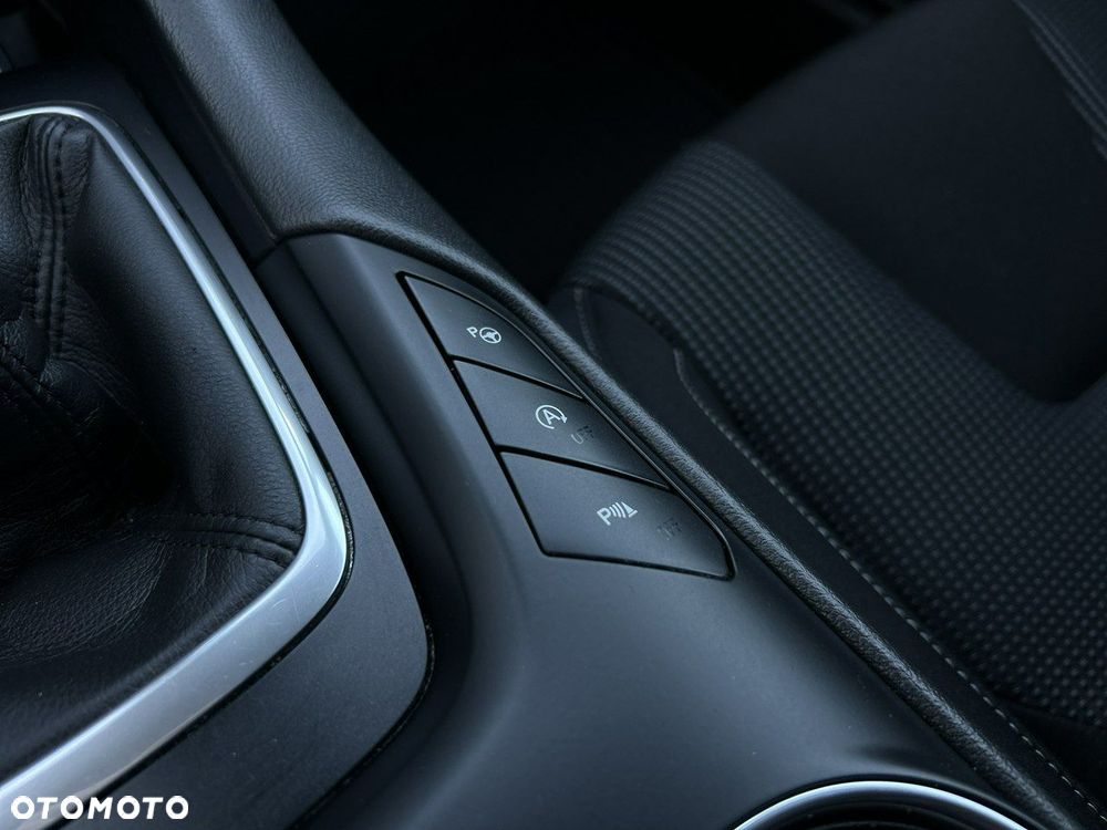 Ford Mondeo 2.0 TDCi Titanium - 31