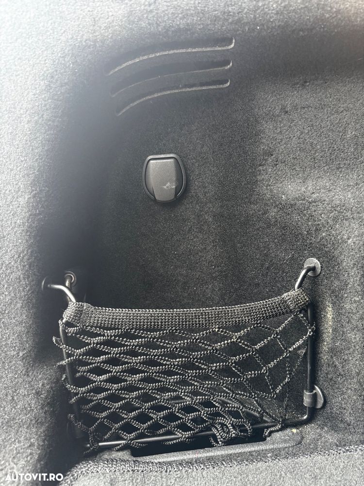 Mercedes-Benz GLA 200 d 4MATIC Aut. - 26