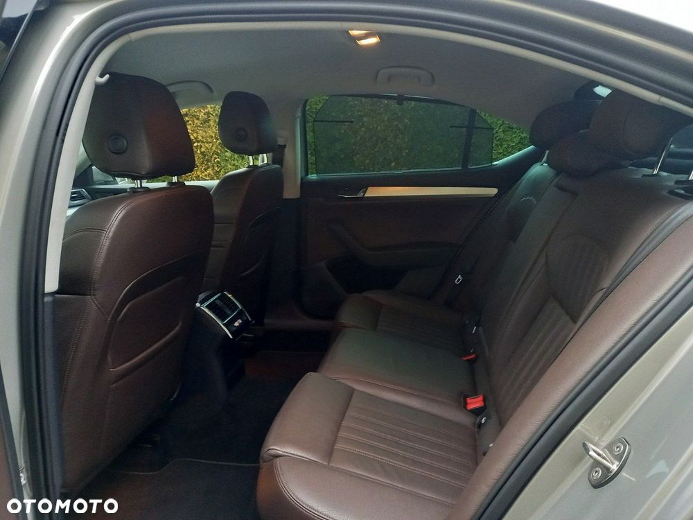 Skoda Superb 1.6 TDI Style - 25