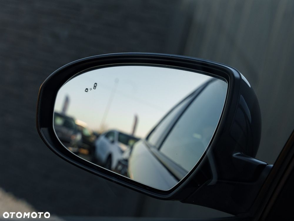 Hyundai Tucson blue 1.7 CRDi 2WD DCT Style - 39