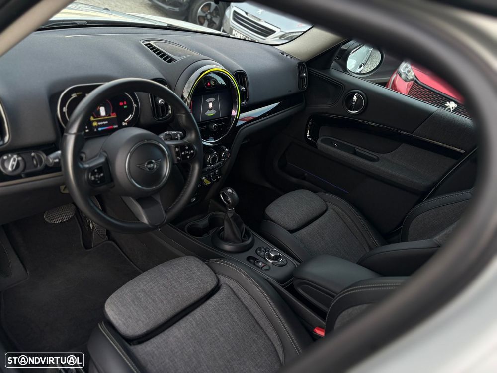 MINI Countryman Cooper SE Premium Classic Auto - 12
