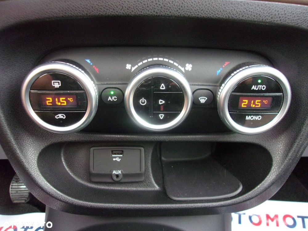 Fiat 500L 1.4 16V T-Jet Lounge - 29