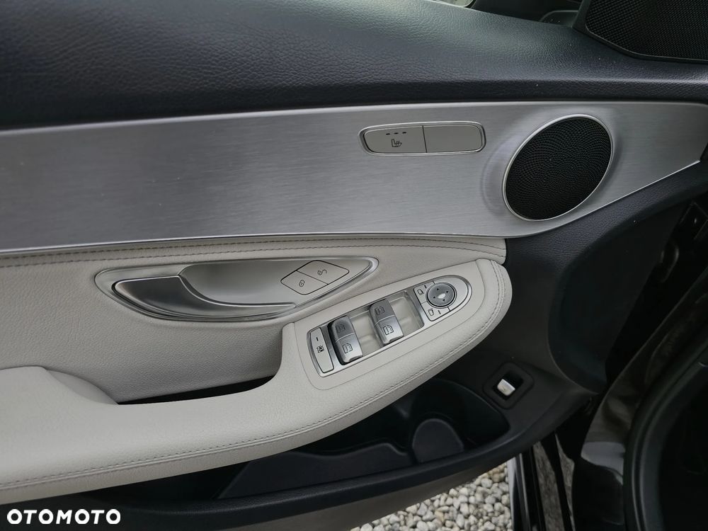 Mercedes-Benz Klasa C 250 (BlueTEC) d 7G-TRONIC AMG Line - 16