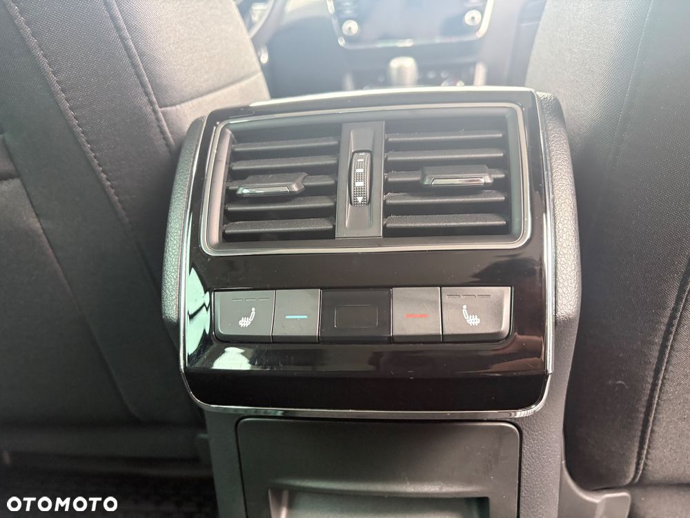 Skoda Superb 2.0 TSI DSG Ambition - 12