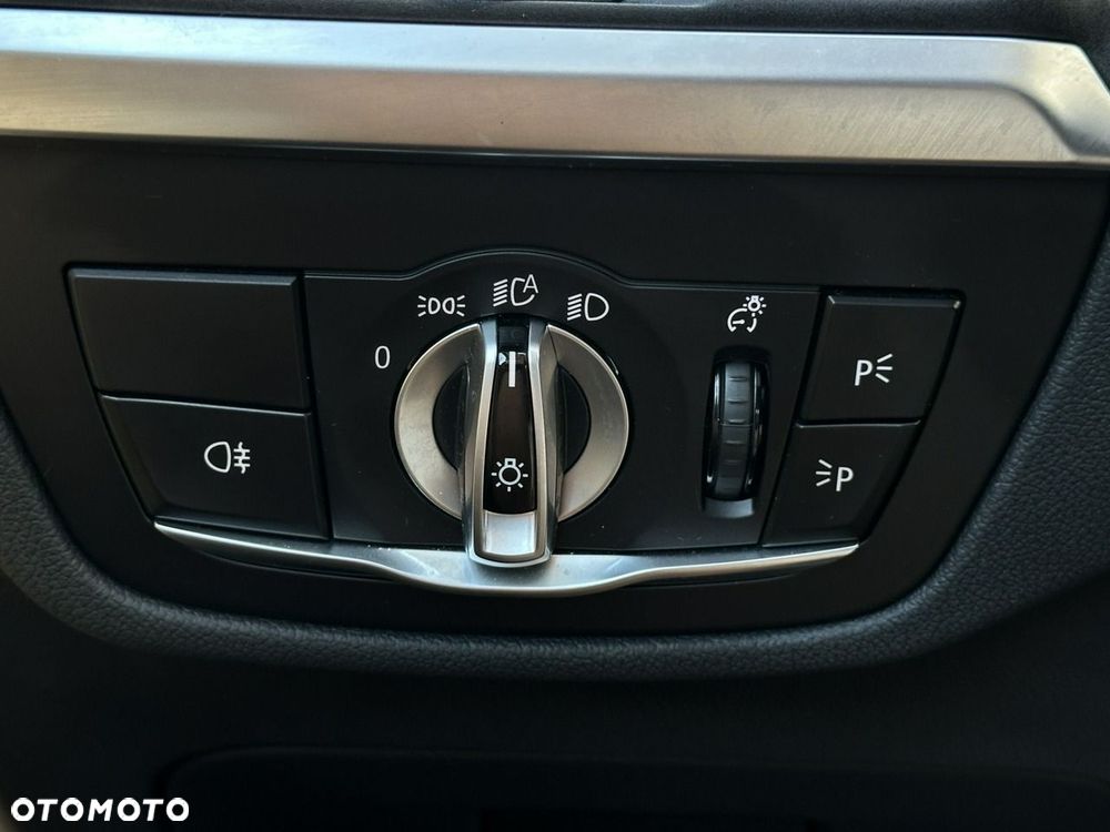 BMW X3 xDrive20d mHEV - 36